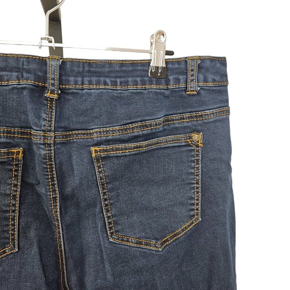 Reitmans Womens  Straight Slim Jeans Blue Size 13 - Picture 7 of 7